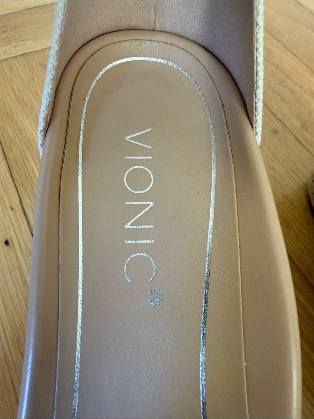 Vionic Amy Ankle Strap Closed Toe Wedge Sandal, Cream Canvas, size 8, NWOT - Picture 7 of 8